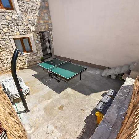 Hébergement de vacances Loro House & Jacuzzi Posedarje