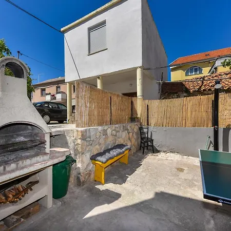 Loro House & Jacuzzi Hébergement de vacances