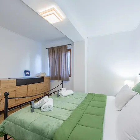 Дом отдыха Loro House & Jacuzzi Поседарье
