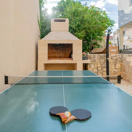 Loro House & Jacuzzi * Поседарье