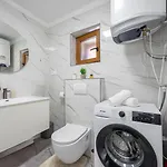 Loro House & Jacuzzi 度假居 珀塞达耶