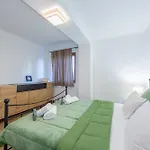 度假居 Loro House & Jacuzzi 珀塞达耶