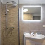 Loro House & Jacuzzi *
