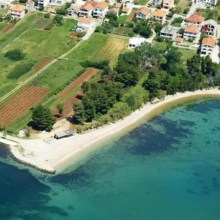 Loro House&jacuzzi Casa vacanze Posedarje